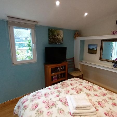 Private Suite In Oxfordshire, A40 Witney Εξωτερικό φωτογραφία