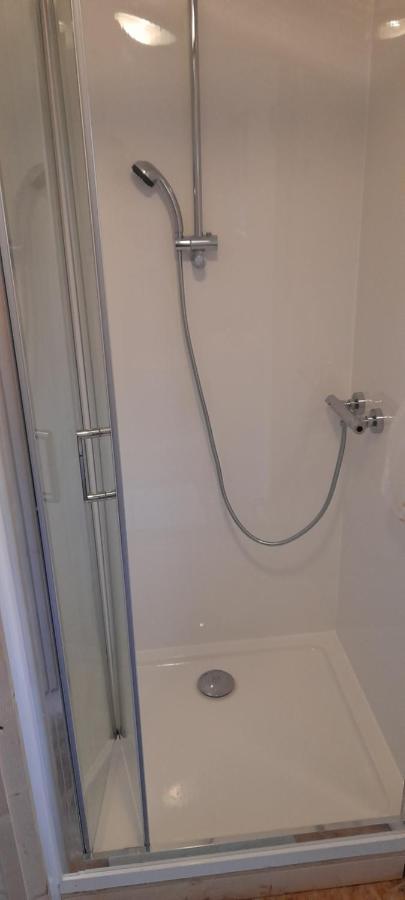 Private Suite In Oxfordshire, A40 Witney Εξωτερικό φωτογραφία
